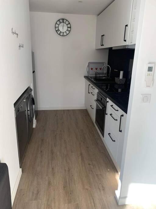 Duplex Au Coeur Du Village De كاسيس المظهر الخارجي الصورة